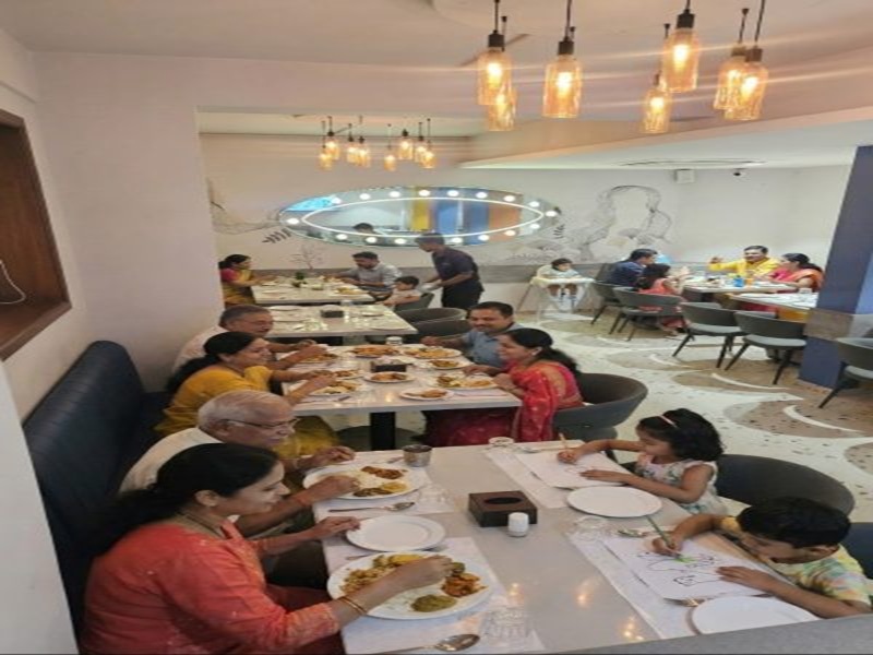 Families enjoying a meal at the Best Family Restaurant in Sadashiv Peth
